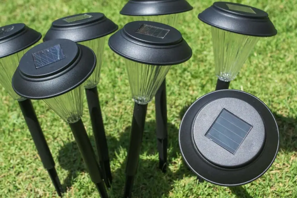 How to Clean Solar Panels on Garden Lights